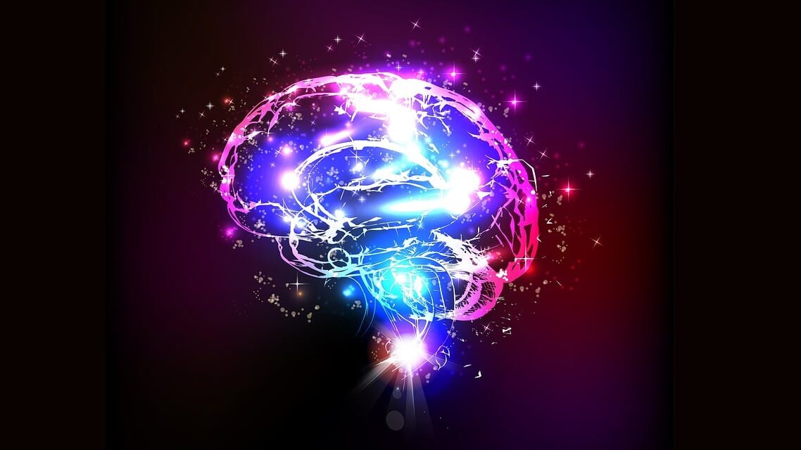 https://pixabay.com/illustrations/brain-glowing-lights-mind-5966091/